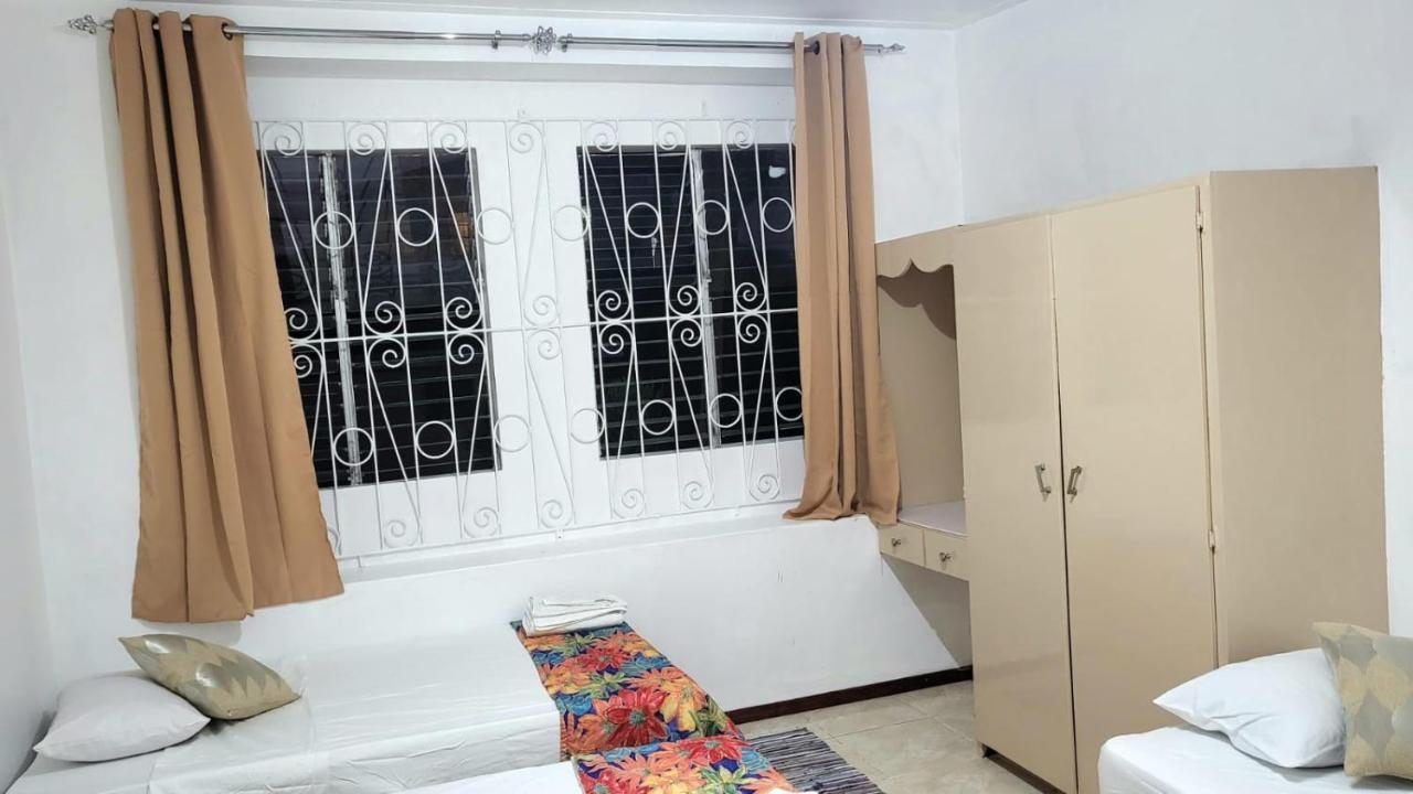 Ventnor House Apartments บริดจ์ทาวน์ ภายนอก รูปภาพ