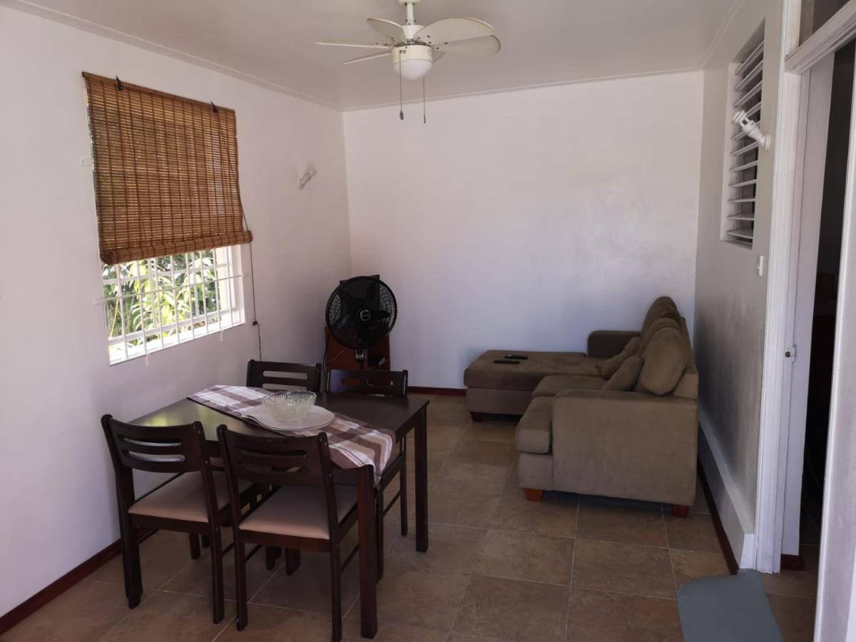 Ventnor House Apartments บริดจ์ทาวน์ ภายนอก รูปภาพ