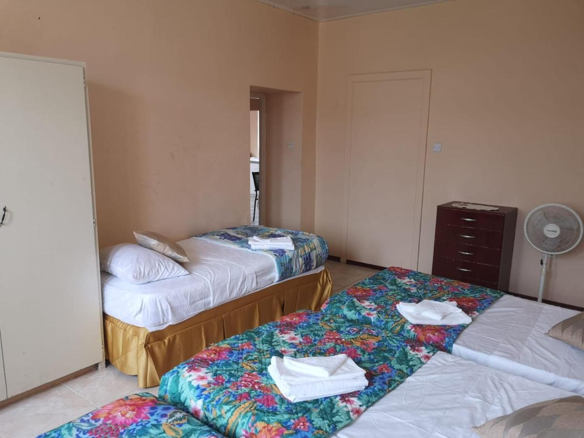 Ventnor House Apartments บริดจ์ทาวน์ ภายนอก รูปภาพ