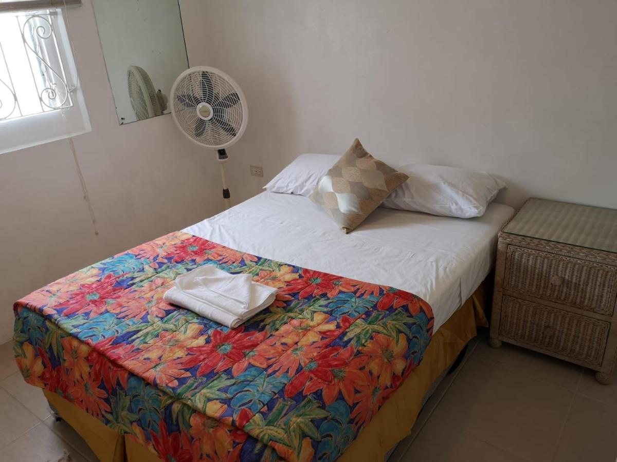 Ventnor House Apartments บริดจ์ทาวน์ ภายนอก รูปภาพ