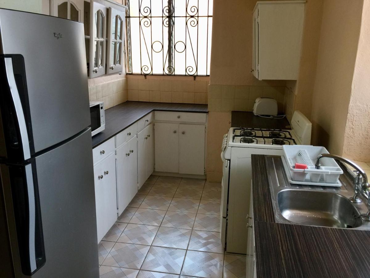 Ventnor House Apartments บริดจ์ทาวน์ ภายนอก รูปภาพ